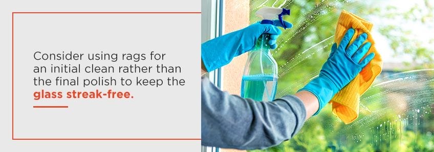 How Do You Wash Windows With Rags?