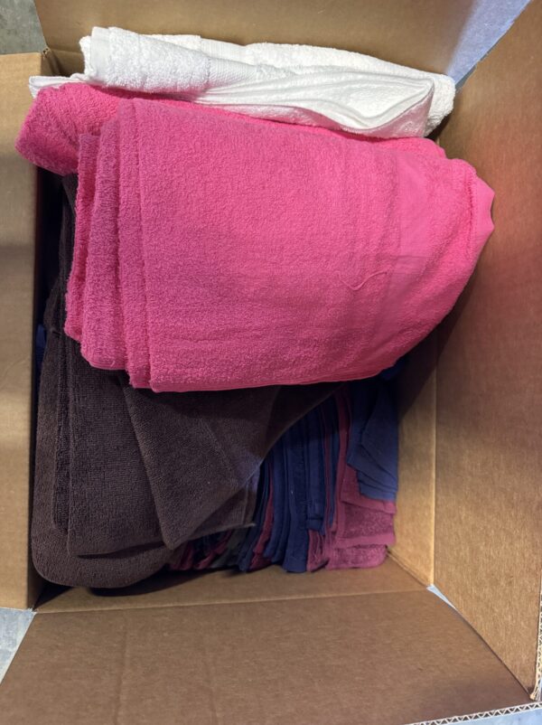 Clearance towels pack